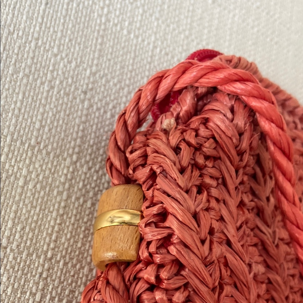 Woven Coral Straw Bag - Picture 2 of 10